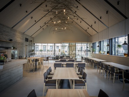 Das neu gebaute Gasthaus von Mike Nährer