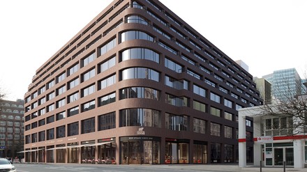 Das neue block House im Deutschlandhaus von Außen.