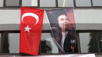 Türkei Flagge an Haus