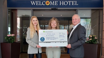 Julia Böhm, Eva Niedermeier und Oliver Peter Benz