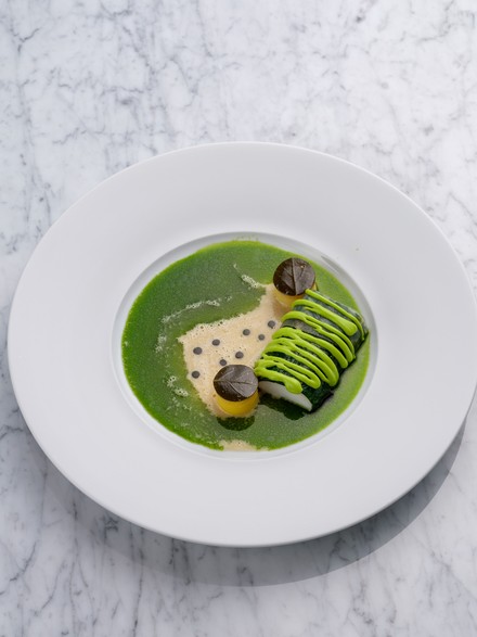 Ein zentraler Grundsatz Simons Kulinarik ist Mikro-Saisonalität.