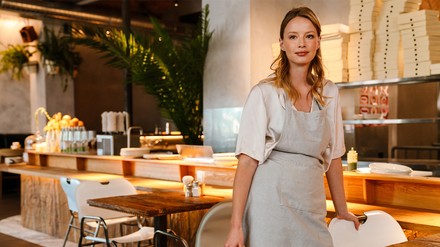 Gastronomin im Restaurant