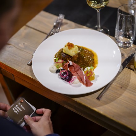 Schweinefilet- und Schinken-Ersatz