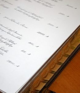 Gästebuch in einem Hotel