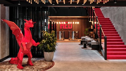 Radisson Red Hotel & Radisson Red Apartements, Krakow