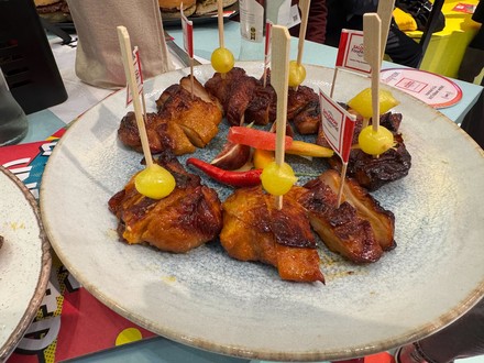 Chick'n Thigh Hot Honey von Salomon Foodworld