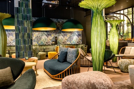 Lounge im Motel One München-Hauptbahnhof