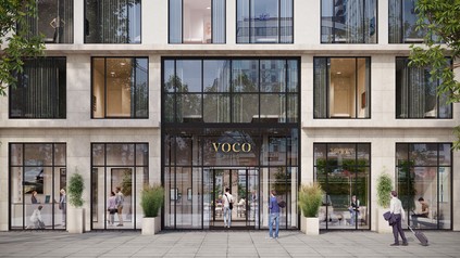 Aktuelle Außenansicht des Hotelgebäudes in Manchester.