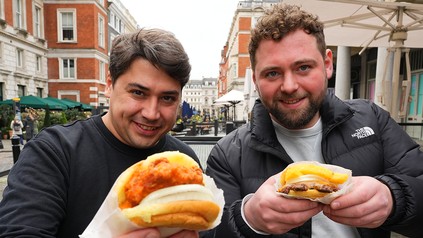 Porträt von Vladislav Gachyn und Kajo Hiesel, Gründer von Goldies, mit Burgern
