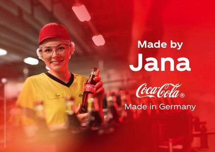 Jana Werbebild Coca-Cola