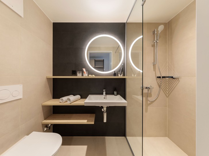 Badezimmer im B&B Hotel Liechtenstein-Eschen