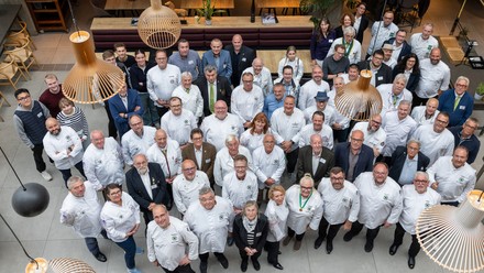 Teilnehmer der Mitgliederversammlung im Scandic am Museumsufer in Frankfurt am Main