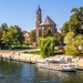 Blick auf das Kloster St. Johannis in Brandenburg an der Havel am Wasser gelegen