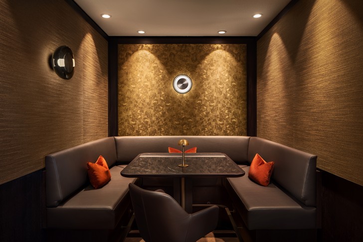 Sitznische in der Überfahrer Bar im Althoff Seehotel Überfahrt