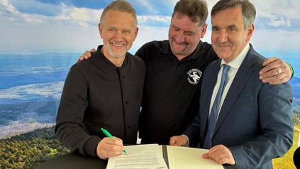 Geschäftsführer Thomas Kemner on Timberjacks, ehemaliger Brockenwirt Daniel Steinhoff und Landrat Thomas Balcerowski