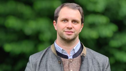 Porträt von Florian Panholzer, Stellvertretender Direktor des Hotel Zugspitze