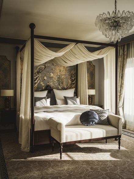 Royal Presidential Suite