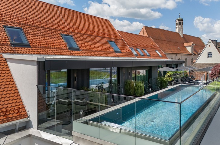 Rooftop-Pool Hotel Maximilian's