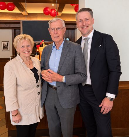 Bärbel Peter, Eugen Block und Vorstand Markus Gutendorff