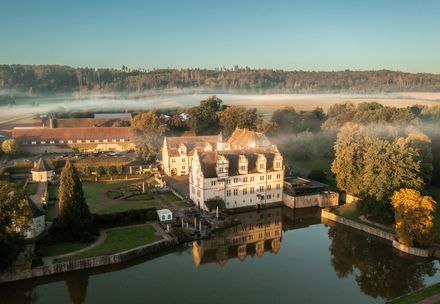 Außenansicht Schlosshotel Münchhausen in Aerzen