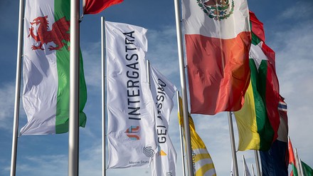 Die Intergastra digital erhält viel Zuspruch aus dem Partnernetzwerk. (Foto: © Messe Stuttgart)
Fahnen mit der Aufschrift Intergastra