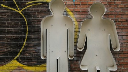 Silhouette von Mann und Frau