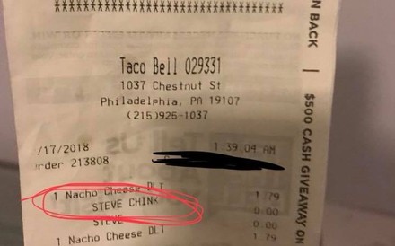 Ein Beleg von Taco Bell auf dem unter der Bestellung Steve Chink steht