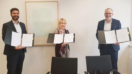 (v.l.n.r.): Sven Häffner (Aramark), Margret Stockheim (Stockheim), Gerald Rosendahl