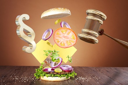 Ein Burger und ein Richterhammer