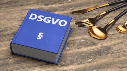 Ein dicker Wälzer mit dem Titel DSGVO