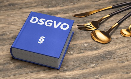 Ein dicker Wälzer mit dem Titel DSGVO