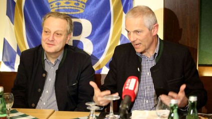 Wolfgang Adam und Michael Möller bei ihrer Ansprache