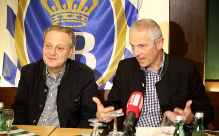 Wolfgang Adam und Michael Möller bei ihrer Ansprache