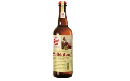 Eine Flasche Stiegl Stilblüten