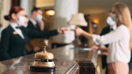 Die Rezeption in einem Hotel