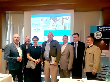 Stefan Wild, Josef Matheus, Sabine Powels, Franz Hopper, Hubertus Holzbock und Dr. Gerhard Engelmann bei den Neuwahlen des Fachbereichs Hotellerie