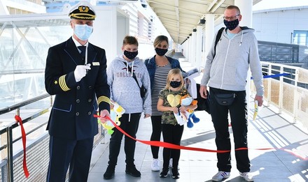 Besatzung und Passagiere auf der AIDA