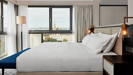 King Junior Suite mit Parkblick im Hilton Vienna Park