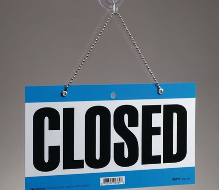 CLOSED Schild