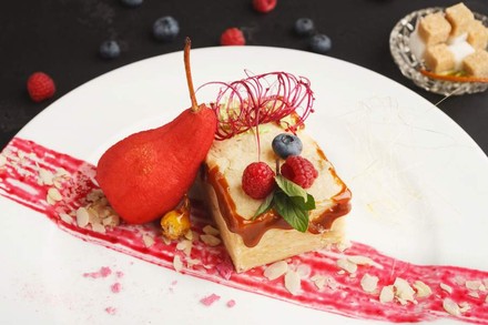 Eine schön angerichtete Süßspeise