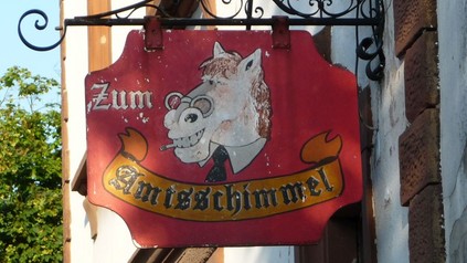 Zum Amtsschimmel Schild