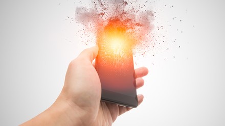 Ein brennendes Handy