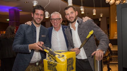 Hoteldirektor Mario Pabst mit den Hoteliers Ernst und Florian Mayer