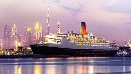Queen Elizabeth 2