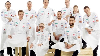 Die Schweizer Kochnationalmannschaft: Teo Chiaravalloti, Niklas Schneider, Michael Schneider, Laura Niemi, Guy Estoppey, Christian Oliveira, Pietro Leanza, Jordan Thompson, Andrea Werth und Frederik Jud