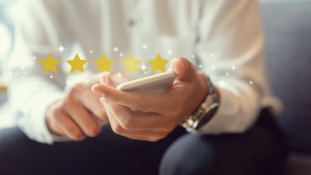 Sterne auf einer Bewertungsplattform