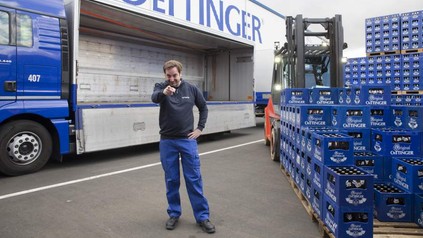 Oettinger LKW Paletten mit Bier