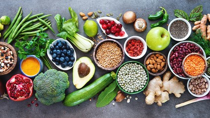 Vollwertige, gesunde Ernährung, Obst und Gemüse, Nüsse etc.