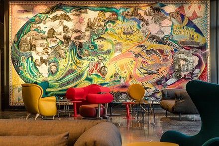 Die Lobby des neuen Motel One Hotels in Leipzig