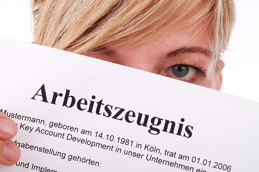 garter belt back Arbeitszeugnis – Was die Formulierungen bedeuten